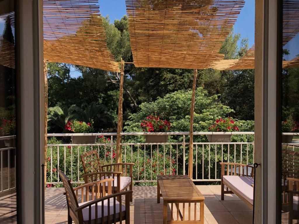 Bed and Breakfast Le Nid Des Corbieres Bizanet Екстер'єр фото